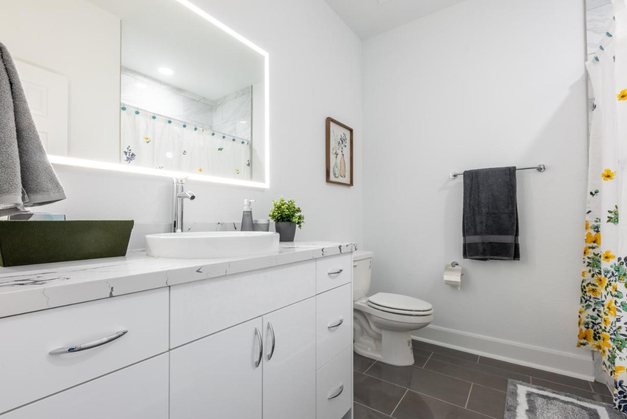 Cute Cozy House Close To Major Sporting Events And Restaurants Houston Zewnętrze zdjęcie